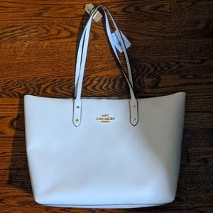 Coach tote